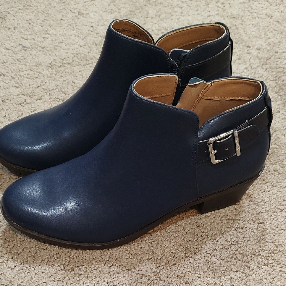 Vionic Dark Blue Ankle Boots with Silver Buckle
